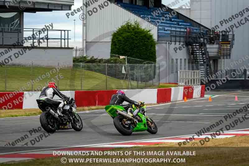 donington no limits trackday;donington park photographs;donington trackday photographs;no limits trackdays;peter wileman photography;trackday digital images;trackday photos